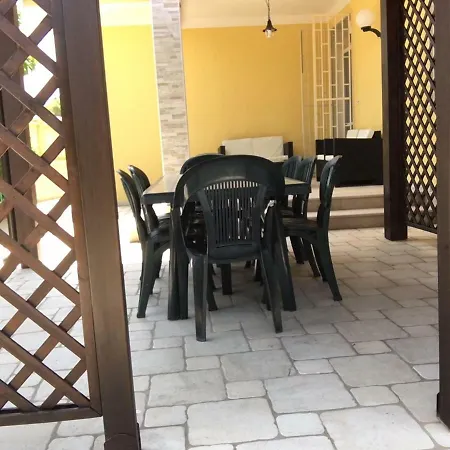 To Rent * Пунта-Прошутто